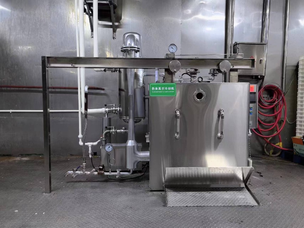 又一臺高端熟食快速冷卻機安裝調(diào)試完成投入使用，100℃高溫土豆泥降溫到15℃僅需12分鐘，效果非常好